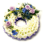 Traditional Open Round Wreath